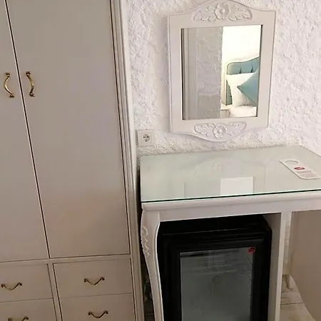 Kaktueshan Hotel *